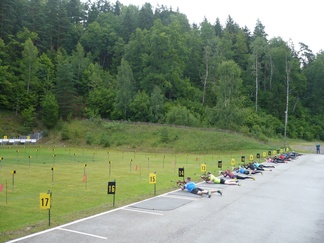 Vanhalta ampumaradalta.